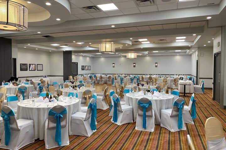 Ballroom/Hall 46 of 55
